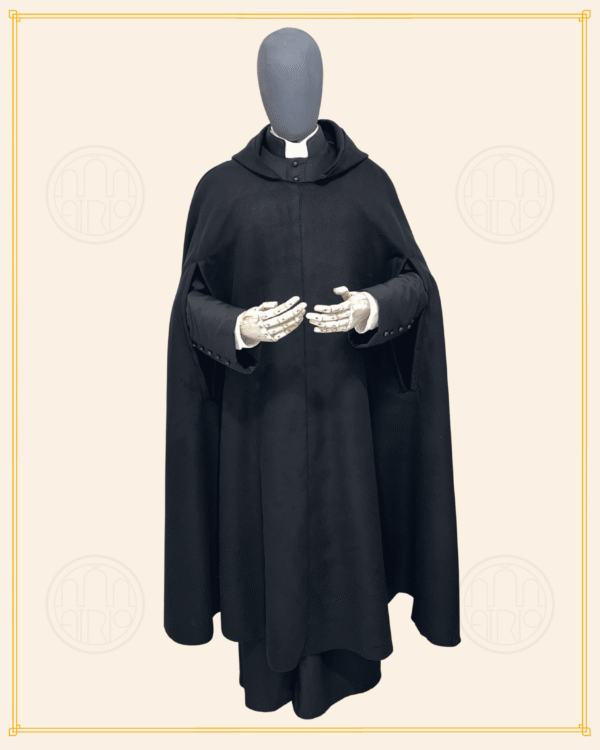 Tabarro talar preto com capuz sem abertura - Imagem 4